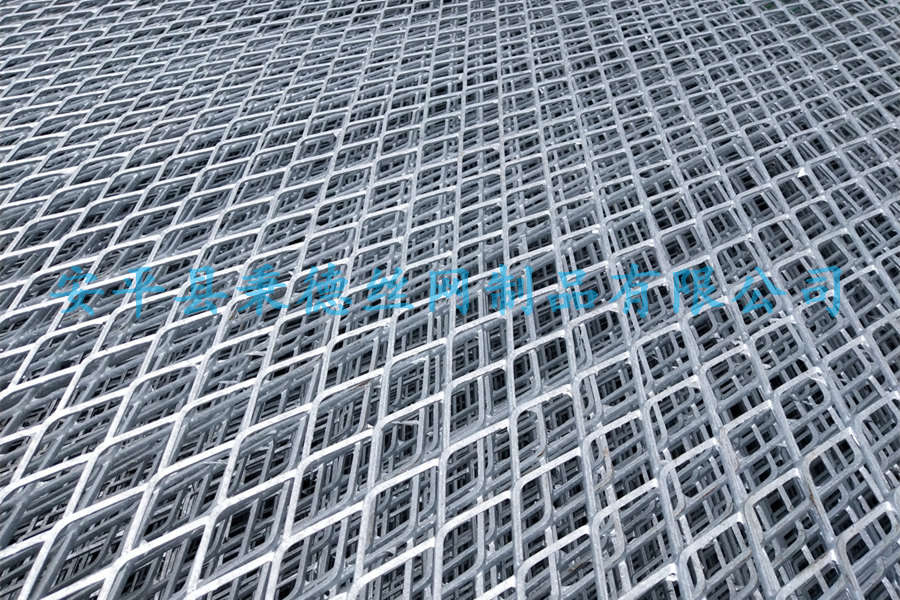 武漢熱鍍鋅鋼板網隔離網