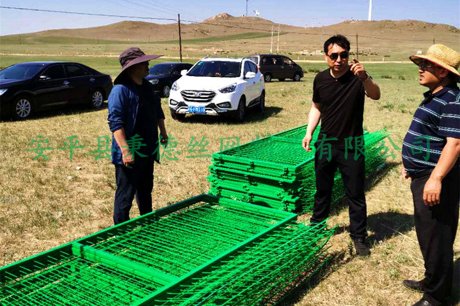 河北草原隔離柵項(xiàng)目